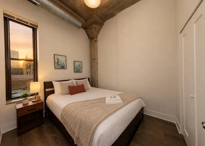 Family-friendly 3br Near Mccormick Place, Soldier Field & Shedd Aquarium, A Prime South Loop Spot Chicago