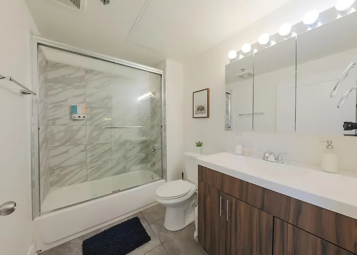 Family-friendly 3br Near Mccormick Place, Soldier Field & Shedd Aquarium, A Prime South Loop Spot Chicago