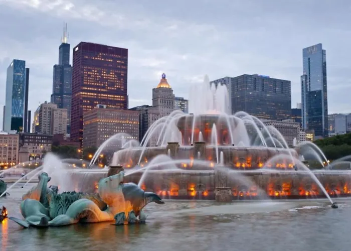 Apartment Family-friendly 3br Near Mccormick Place, Soldier Field & Shedd Aquarium, A Prime South Loop Spot